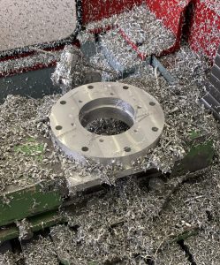 Machining an adapter flange for UCN detectors